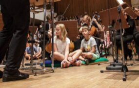 Narodowy Instytut Fryderyka Chopina – Scenariusze lekcji do nagrania koncertu dla dzieci „Wszechświat Symfonii Jowiszowej”
